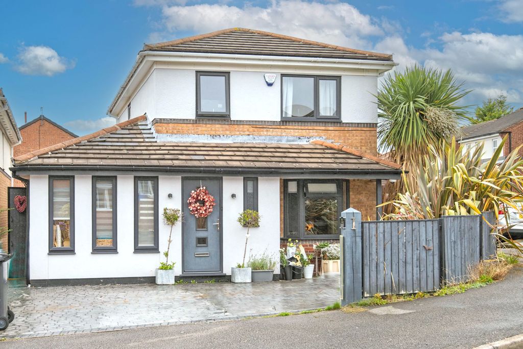 Property photo 1 of 27