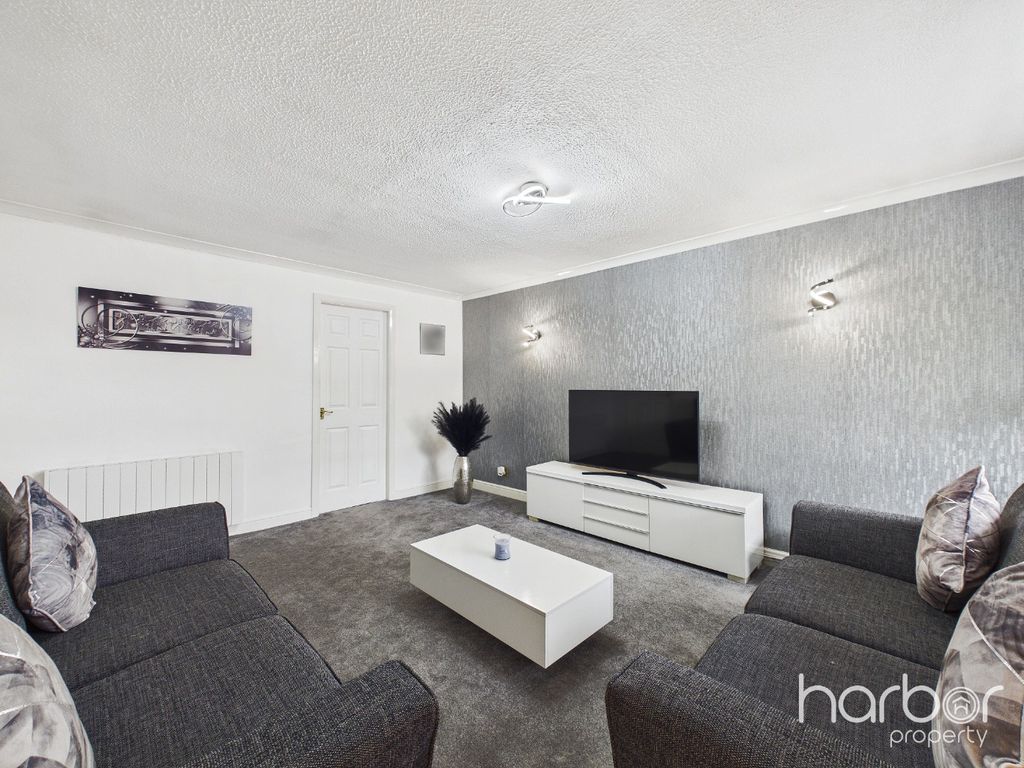 Property photo 2 of 16 5353863