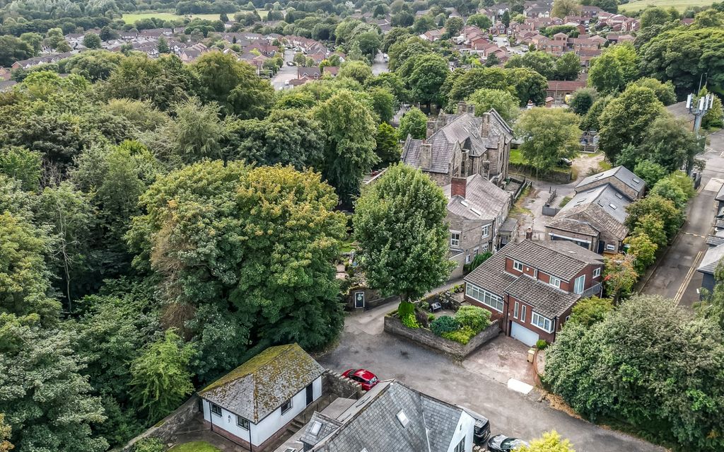 Property photo 2 of 50 5426613