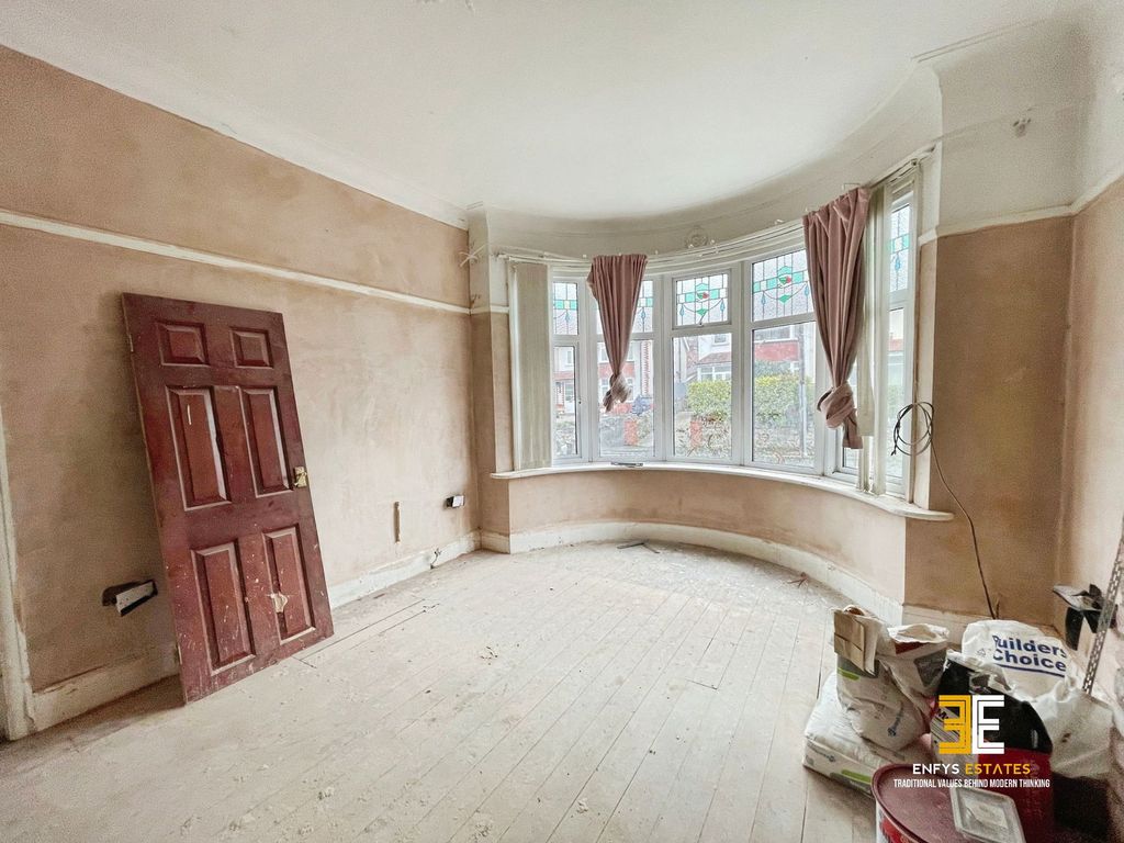 Property photo 3 of 23