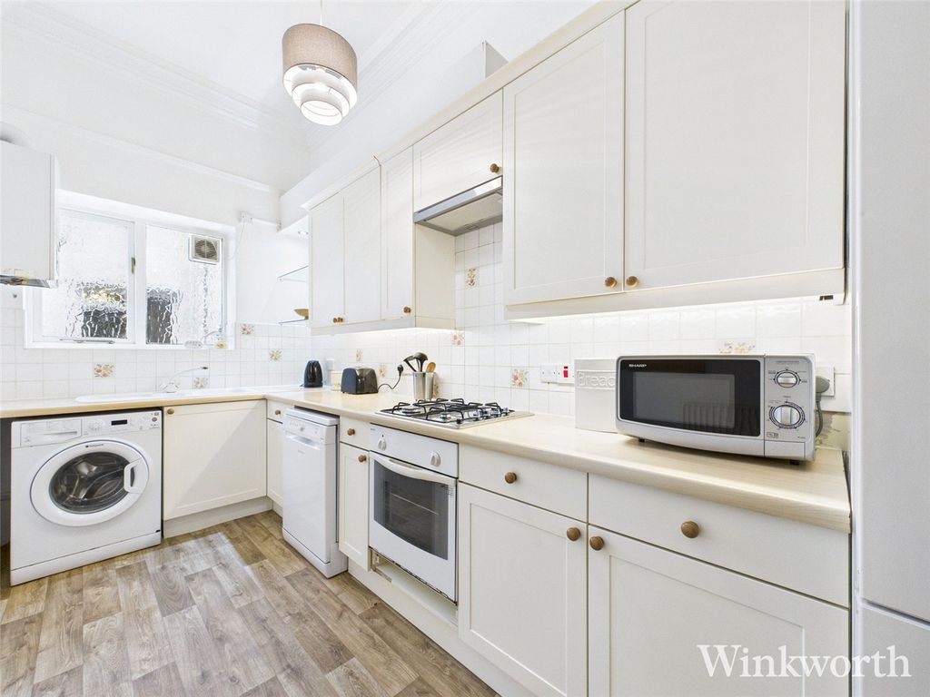 Property photo 3 of 5 Picture No. 04