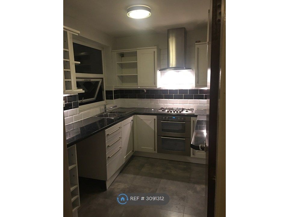 Property photo 2 of 15 Kitchen
