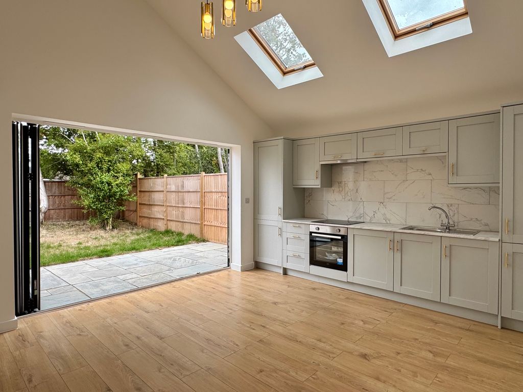 Property photo 2 of 10 Open Plan