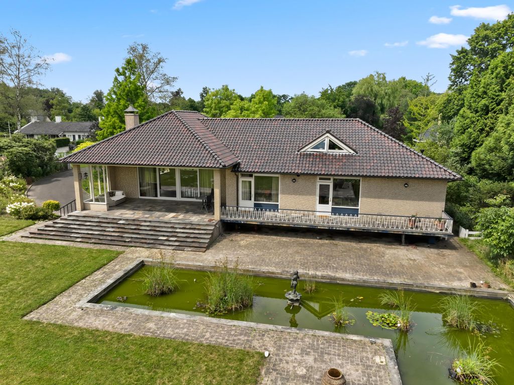 Property photo 3 of 29