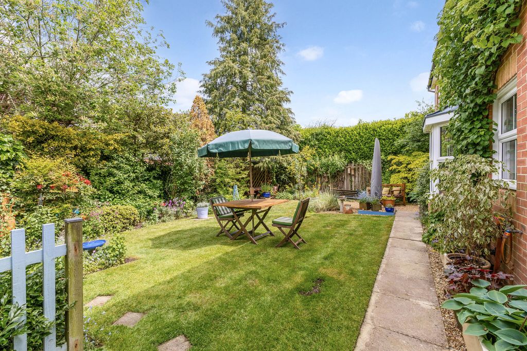 Property photo 2 of 19