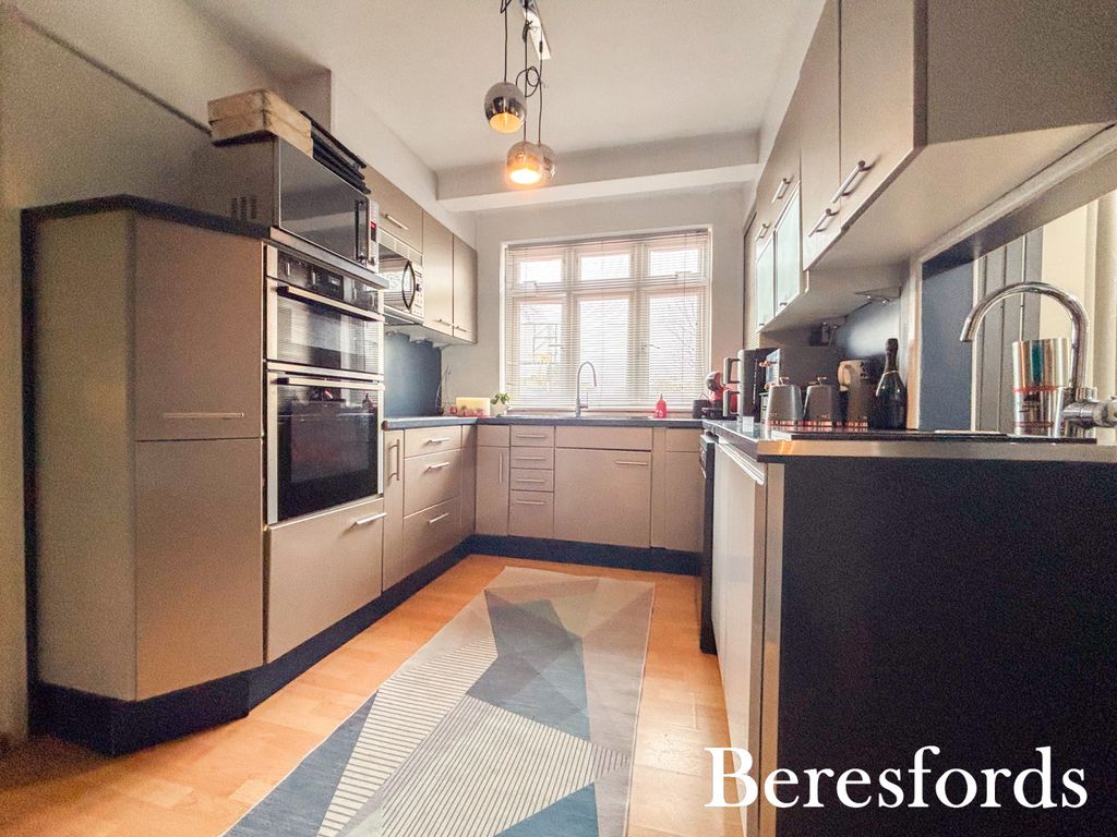 Property photo 3 of 17 Picture No. 09