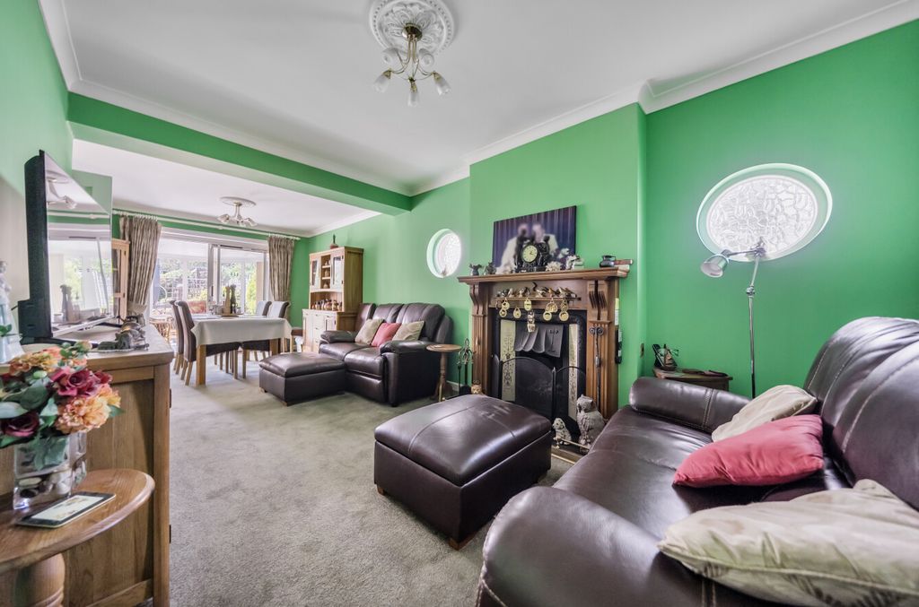 Property photo 2 of 15 1334730-6-68936B2...