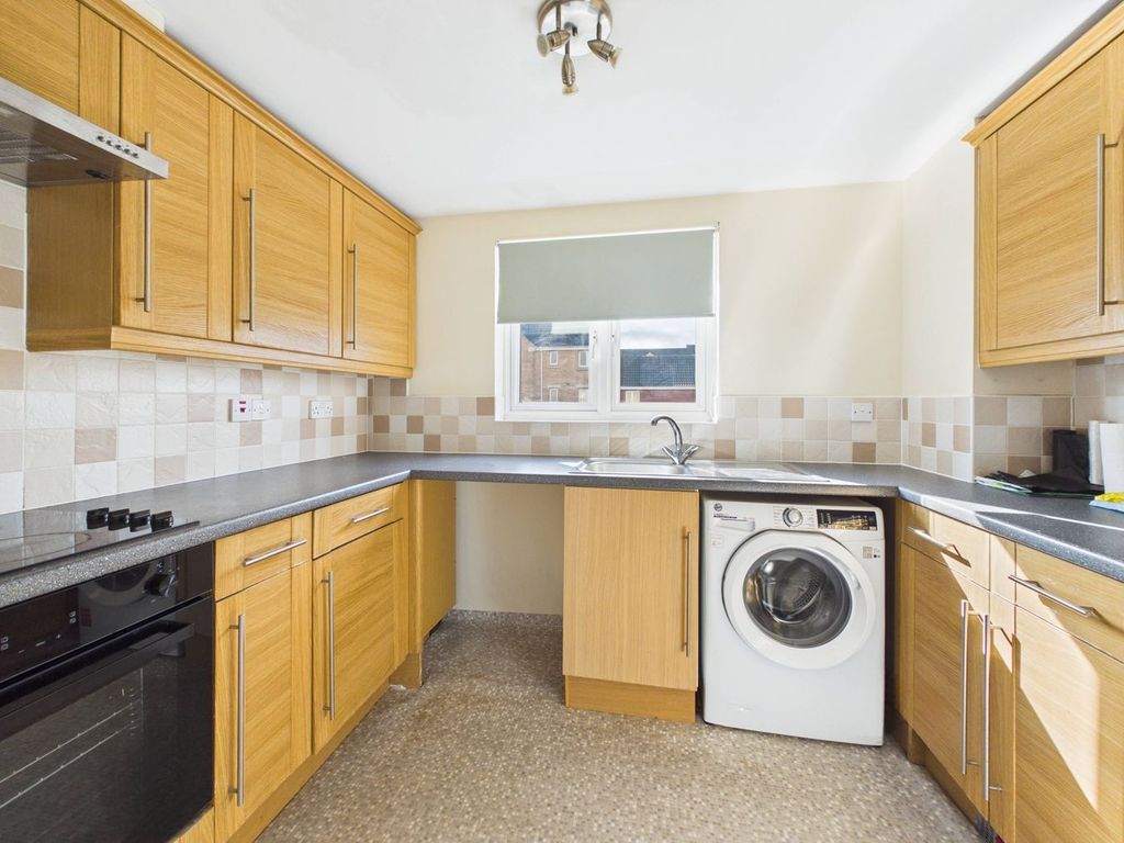 Property photo 3 of 13