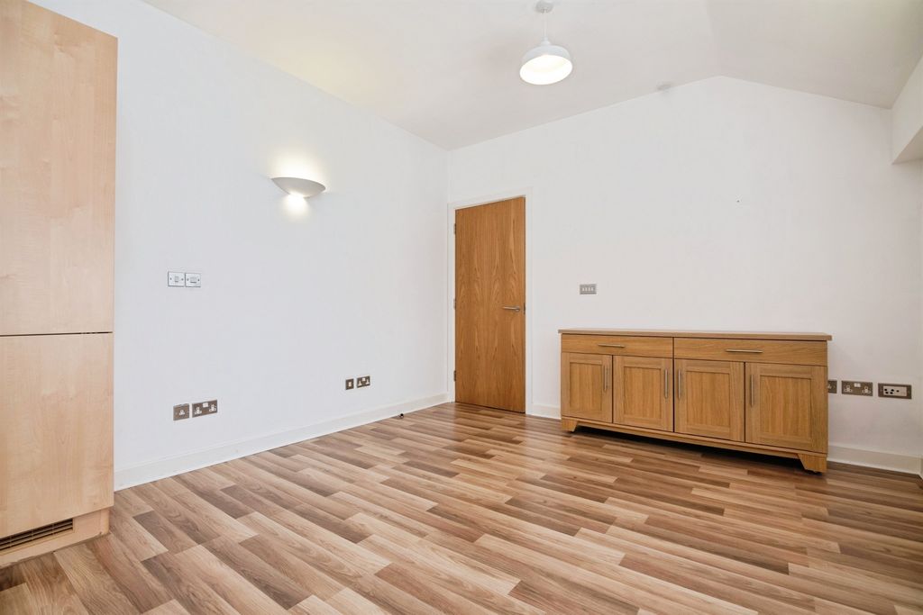 Additional image 4 of 1 bed flat for saleWolverhampton Street, Walsall WS2