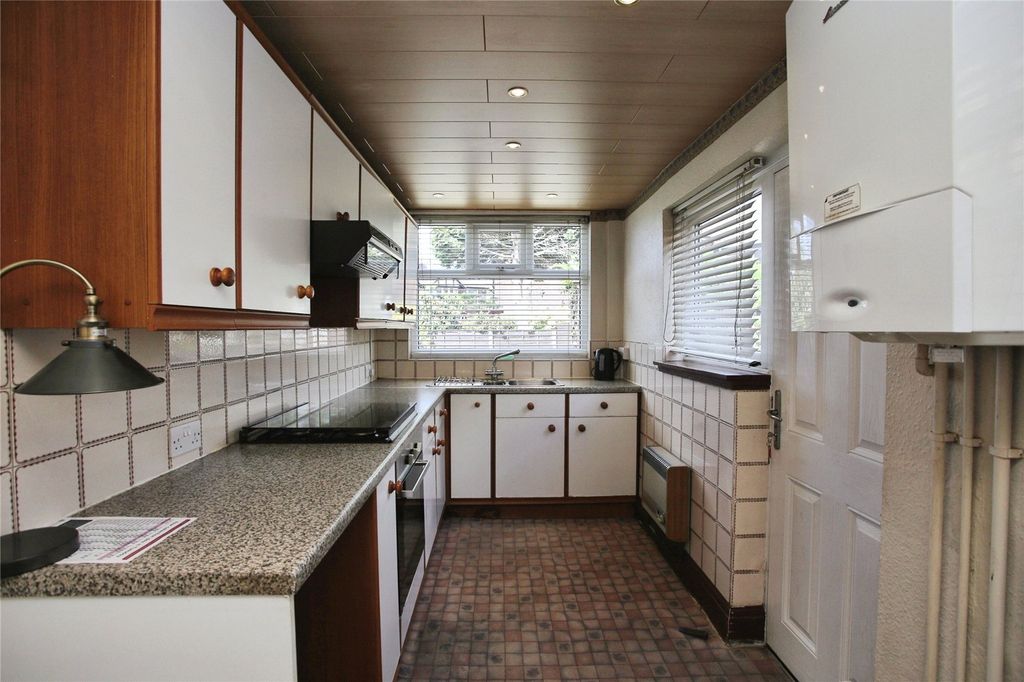 Property photo 3 of 16 Picture No. 15