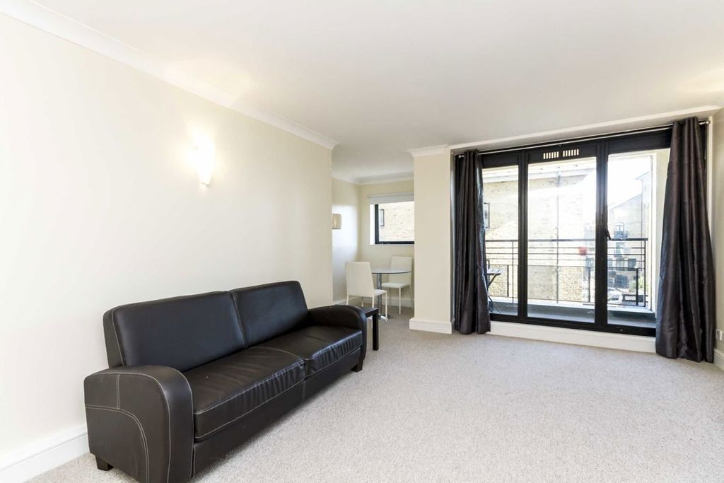 Property photo 2 of 4