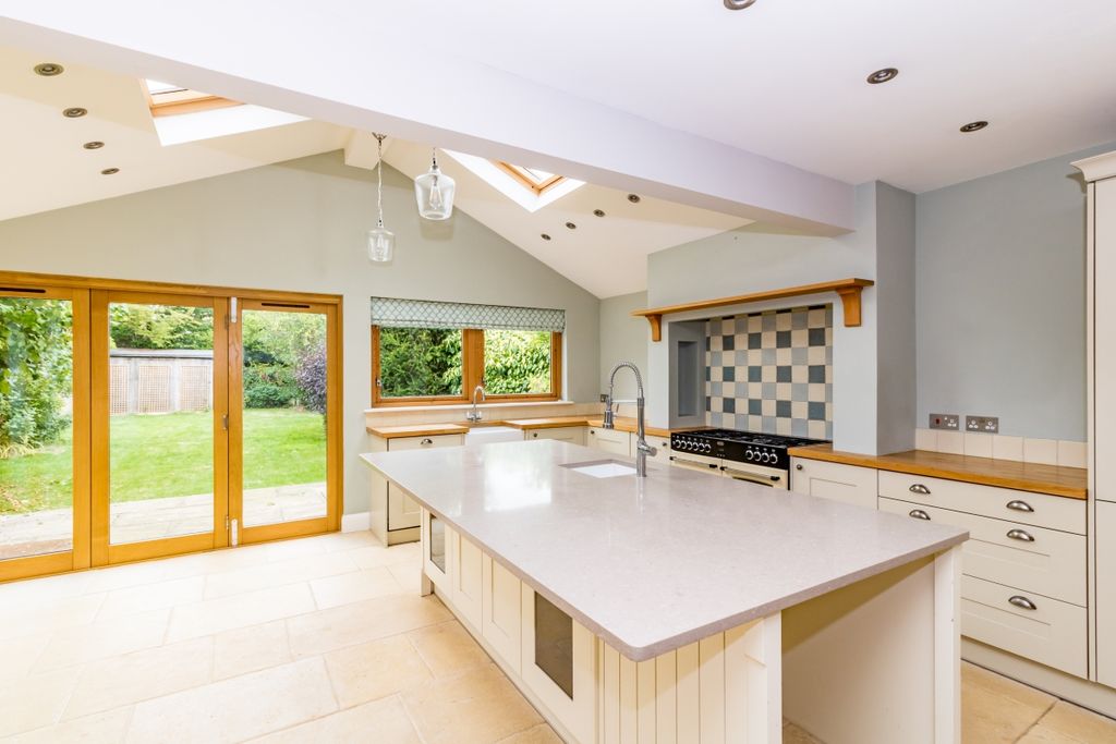 Property photo 1 of 12 69651