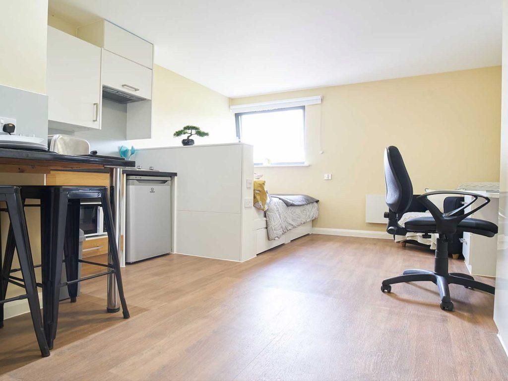 Property photo 1 of 24