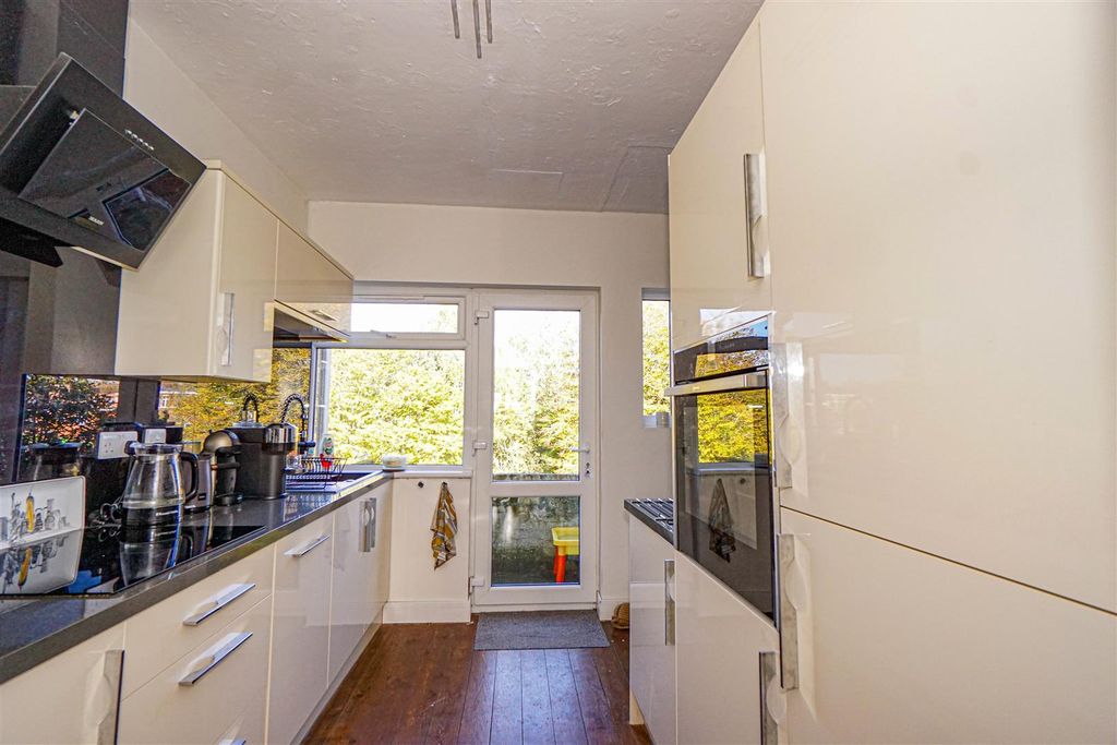 Property photo 3 of 24 Dsc01235.Jpg