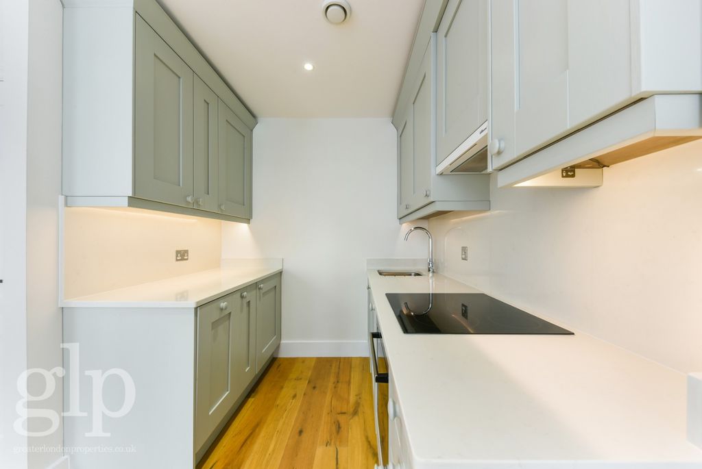 Property photo 2 of 14 4261281