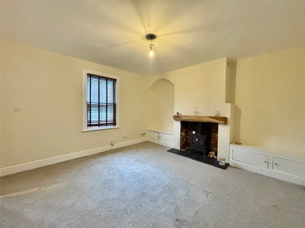 Property photo 3 of 9 Picture No. 01