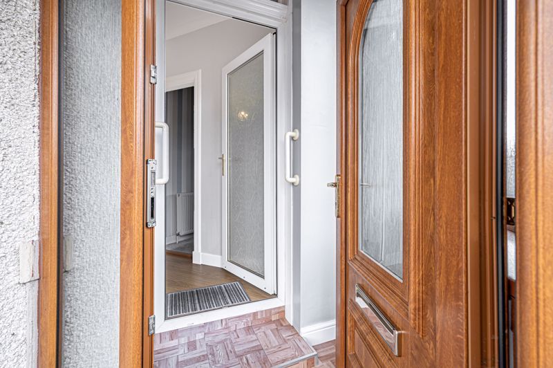 Property photo 3 of 20 Entrance