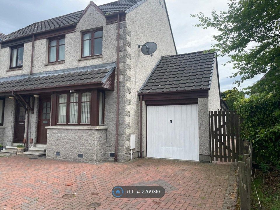 Property photo 2 of 29