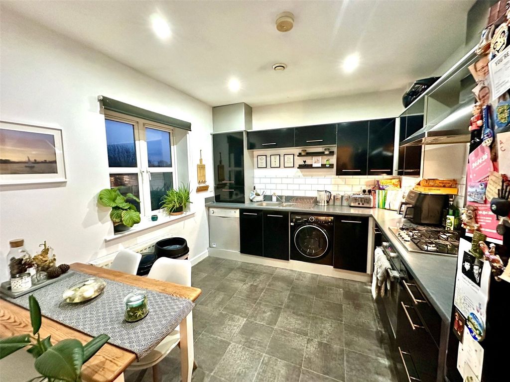 Property photo 3 of 9 Picture No. 02