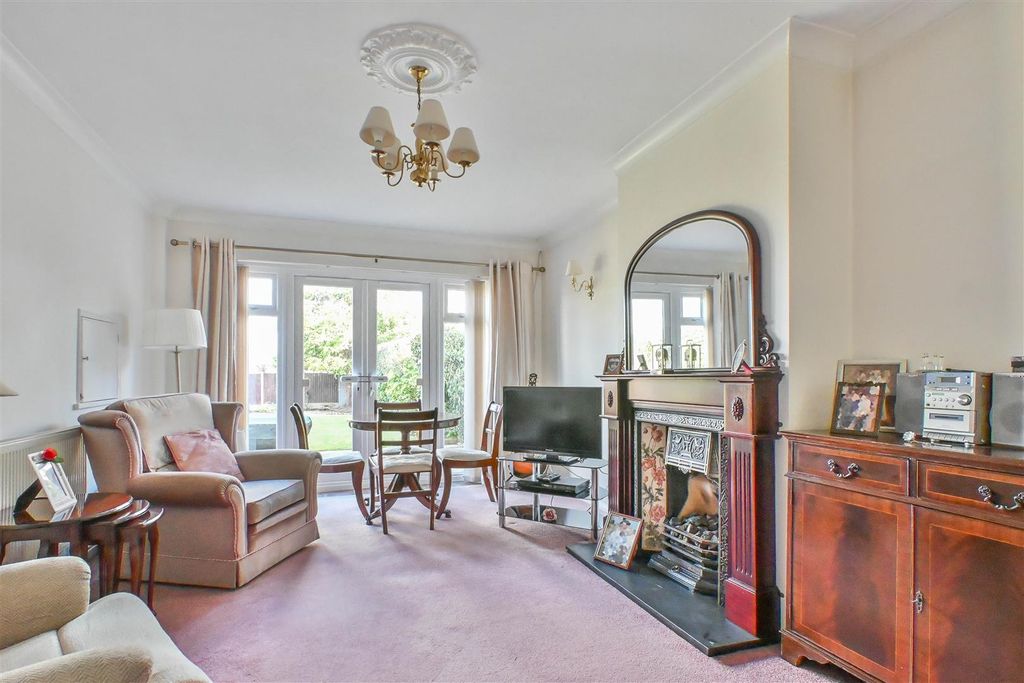 Property photo 2 of 11 Dsc_4306.Png