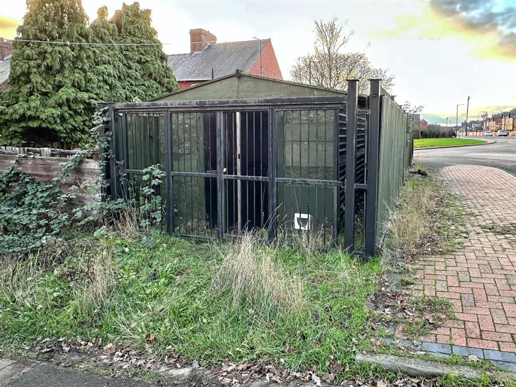 Property photo 3 of 8