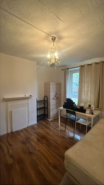 Property photo 2 of 4