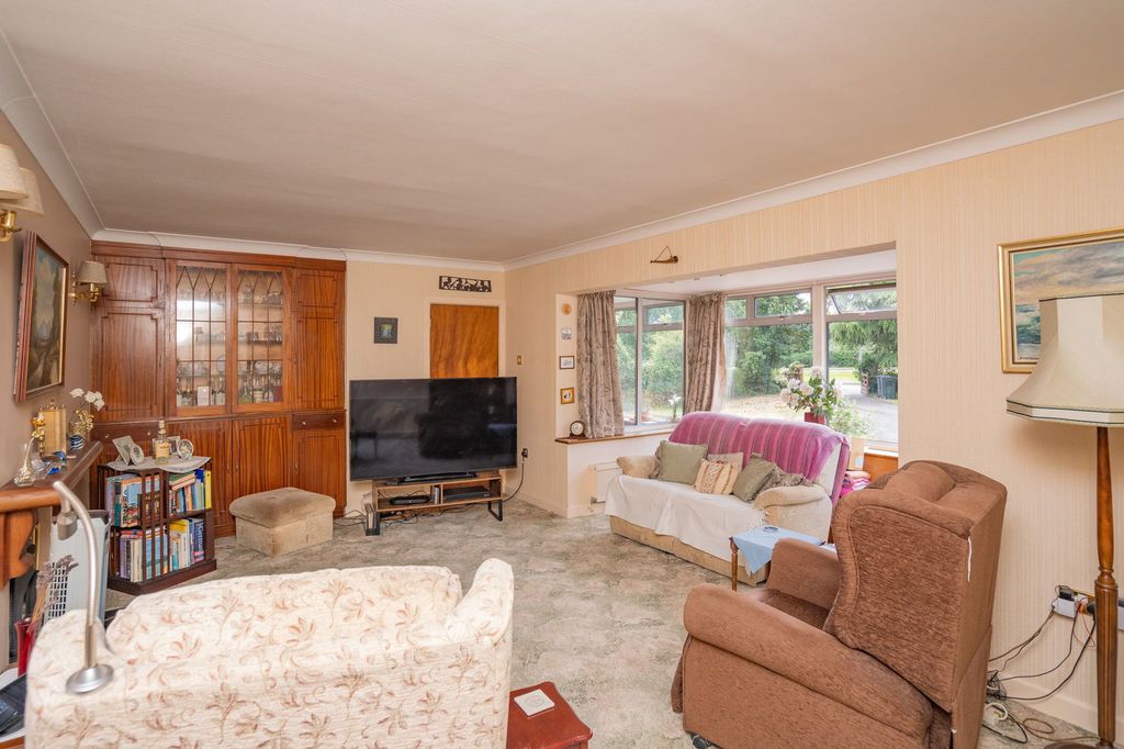 Property photo 3 of 18