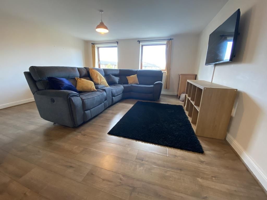 Property photo 3 of 12 3 - Lounge 2.Jpg