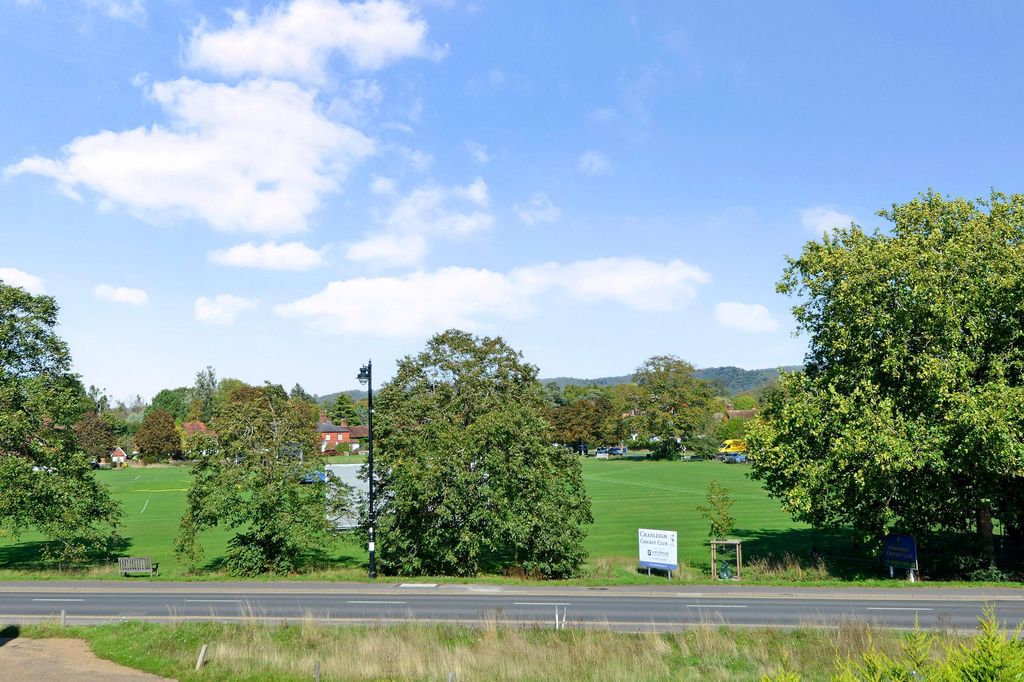 Property photo 2 of 13 Photo 3