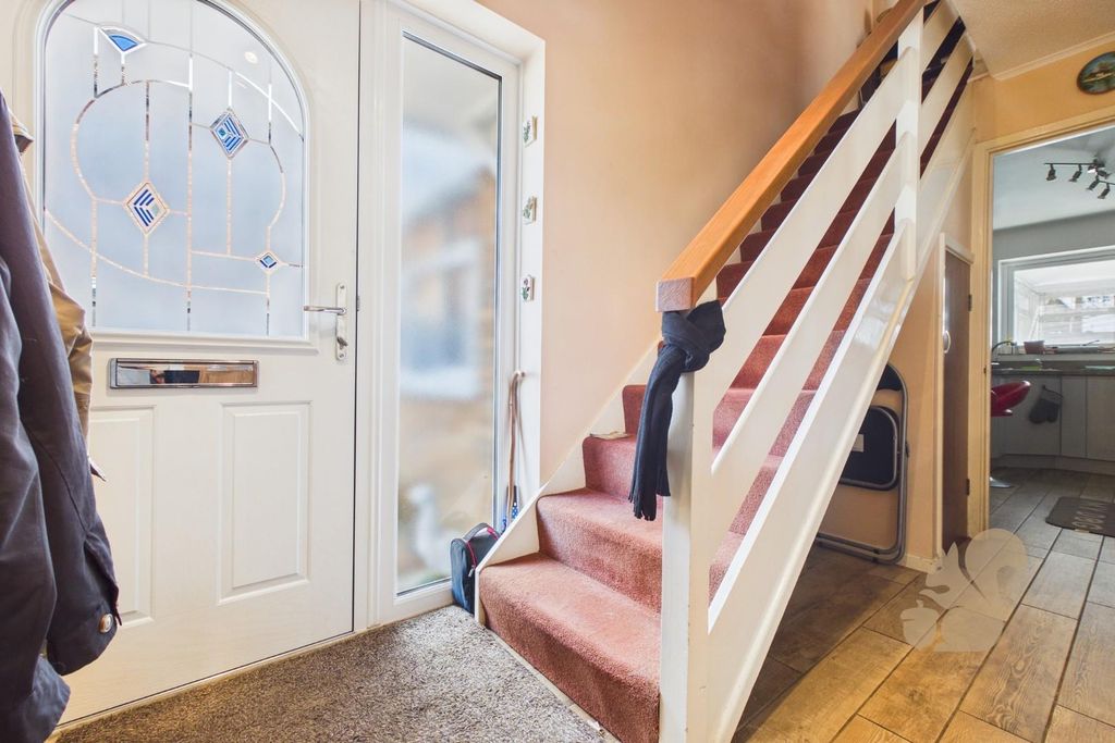 Property photo 3 of 21 Cam03877G0-Pr0322-Still018.Jpg