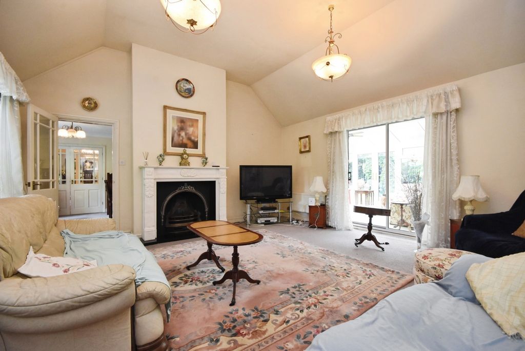 Additional image 3 of 4 bed detached house for saleNotley Green, Braintree, Essex CM77