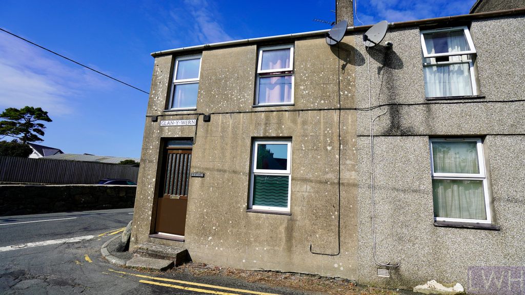 Property photo 2 of 20 2