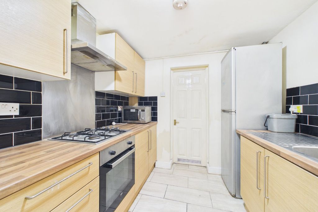 Property photo 2 of 9 Picture No. 03