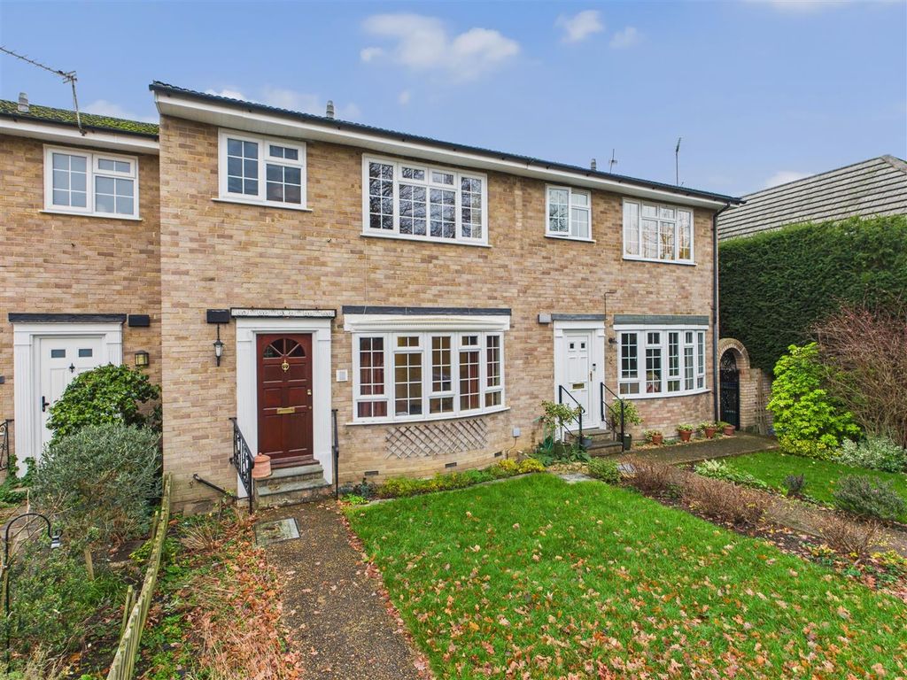 Property photo 1 of 17