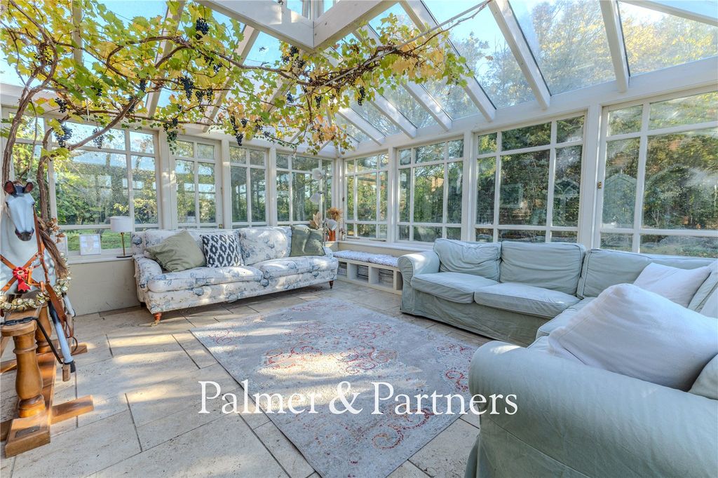 Property photo 3 of 29 Picture No. 01