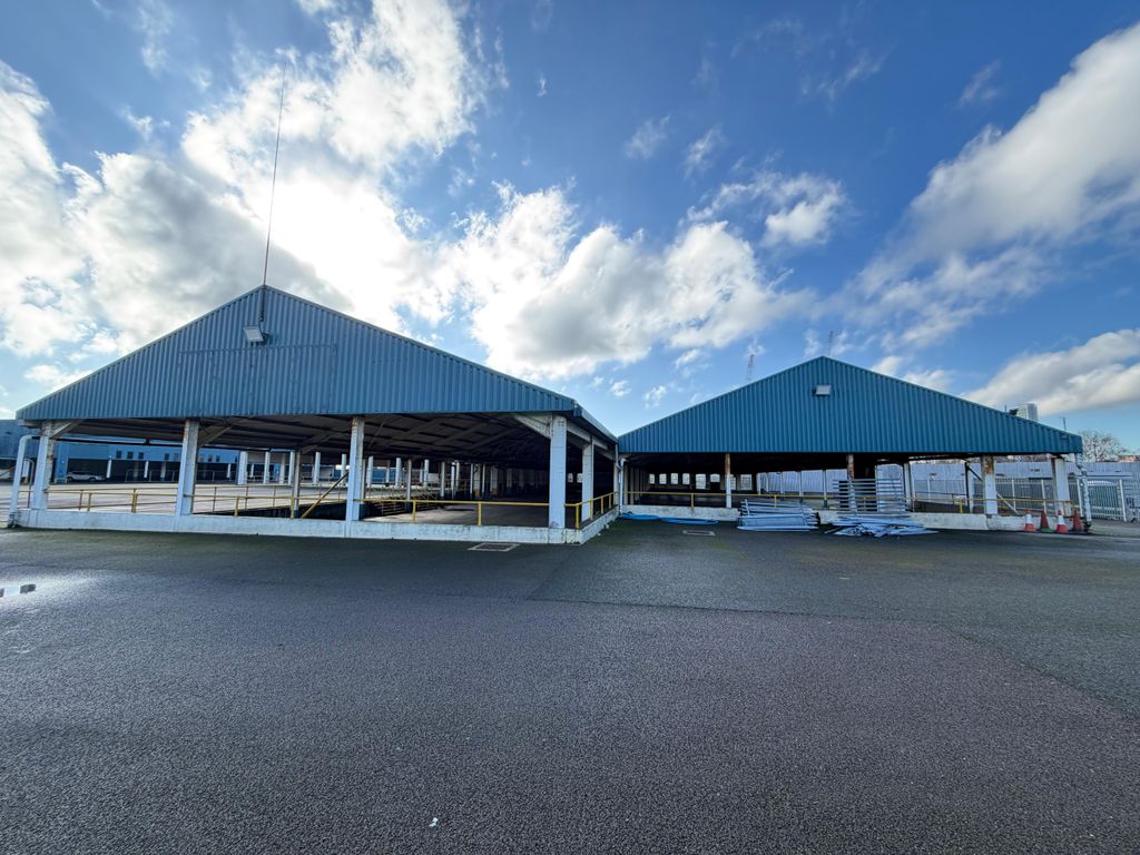 Property photo 2 of 5