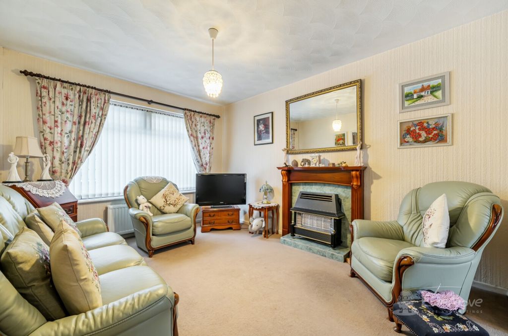 Property photo 2 of 16 13
