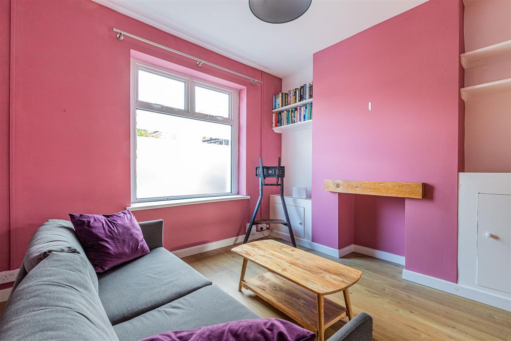 Property photo 2 of 17 41-8.Jpg