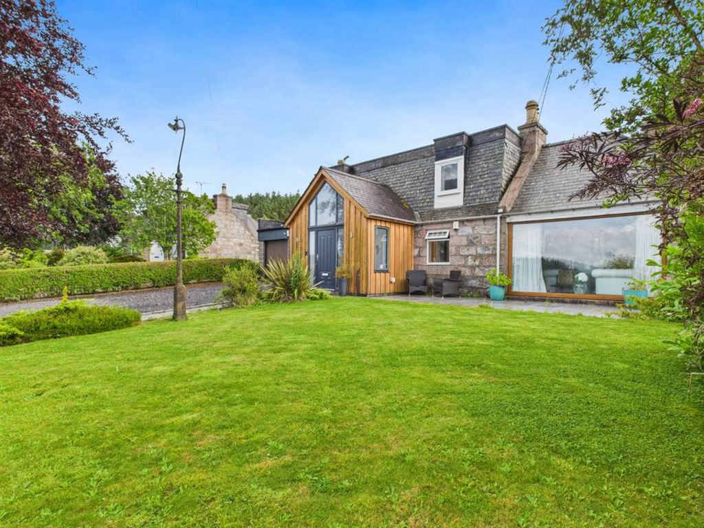 Property photo 3 of 40