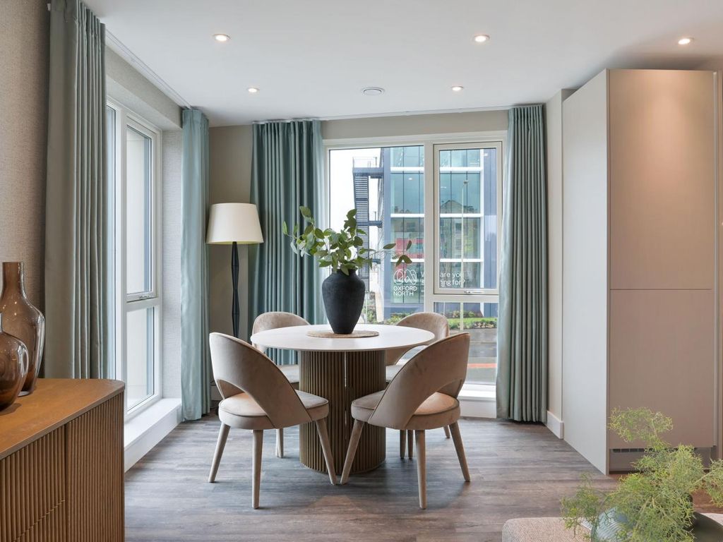 Property photo 2 of 13 The Penrose , Number 194