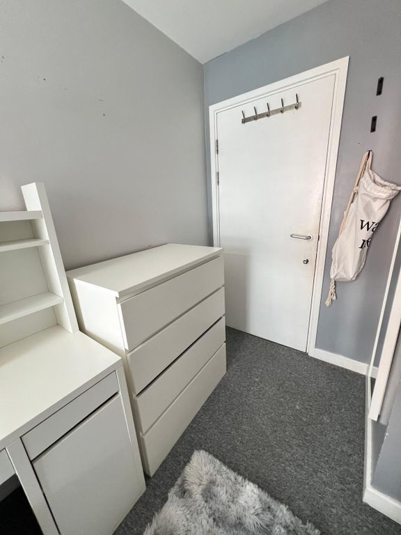 Property photo 3 of 3