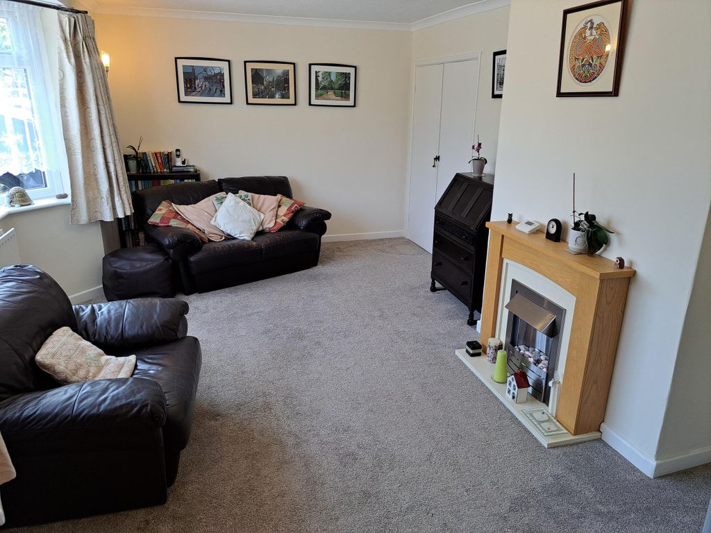 Property photo 2 of 19