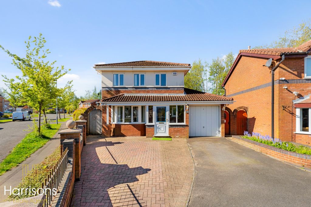 Property photo 1 of 49 5064490
