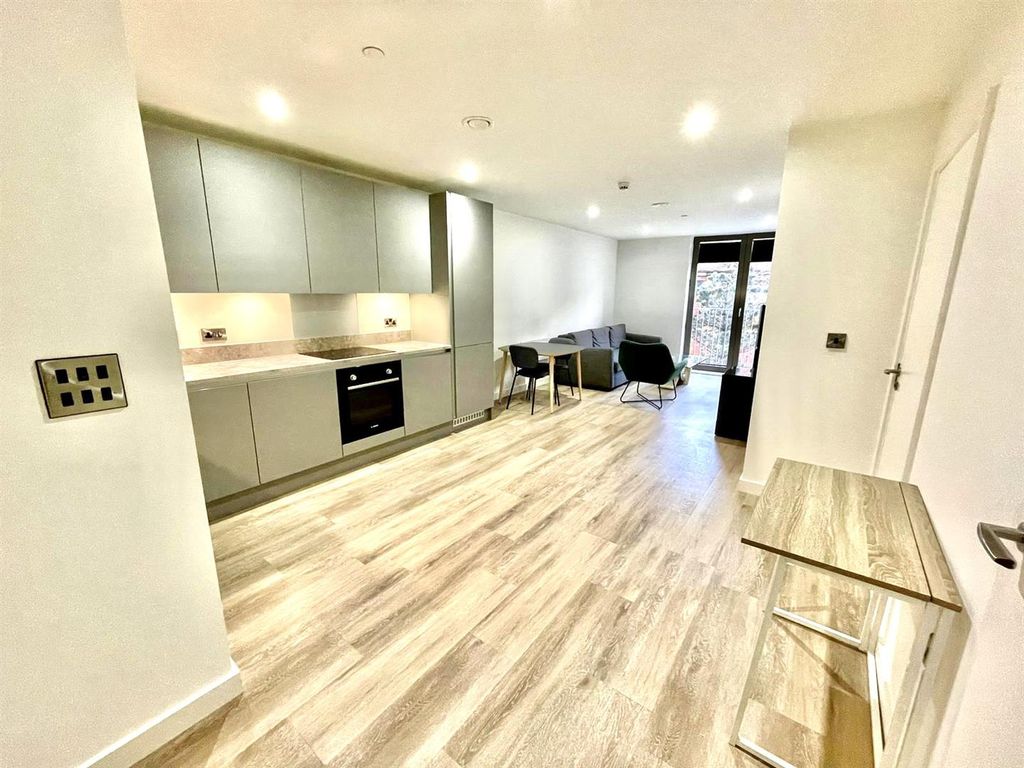 Property photo 1 of 11 206382ee-68Ab-4c24-8909-406E9776Fbca.Jpg