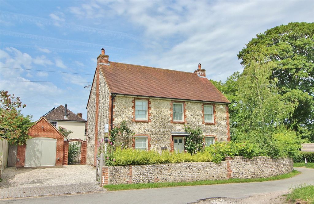 Property photo 1 of 34 Picture No. 93