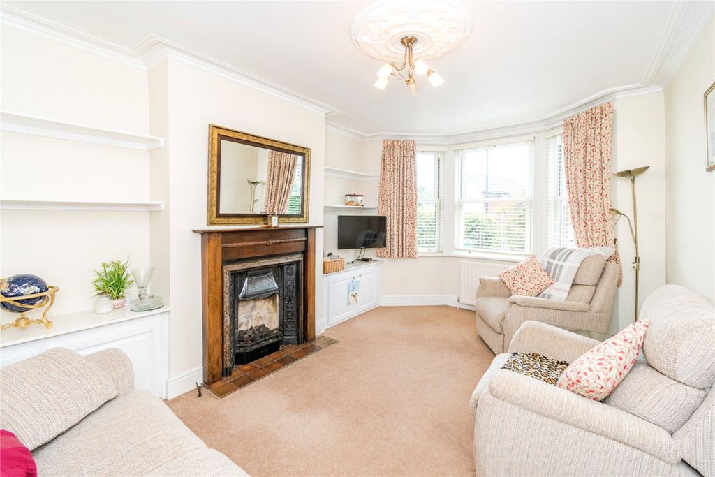 Property photo 2 of 21 Picture No. 22