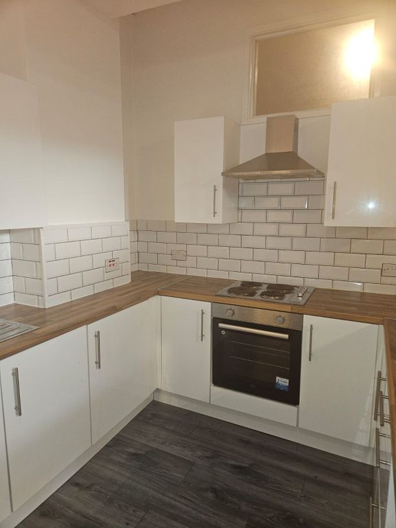 Property photo 3 of 10 Photo 4