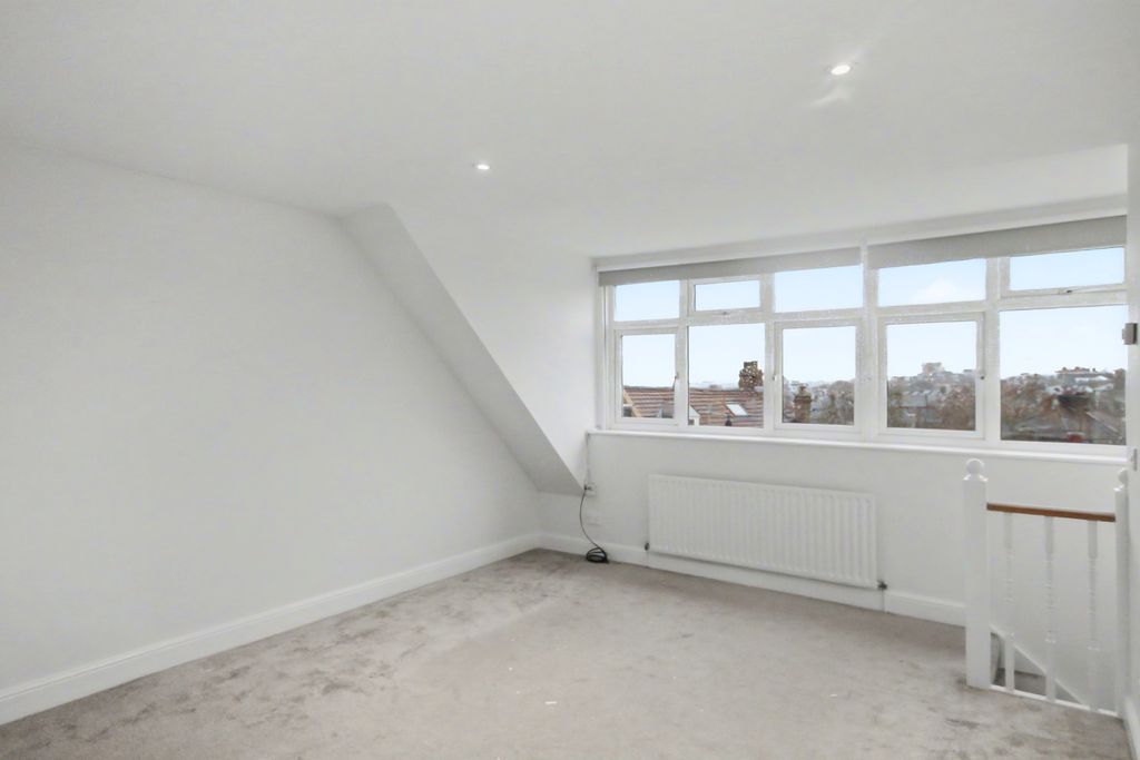 Property photo 3 of 10 3.Jpg