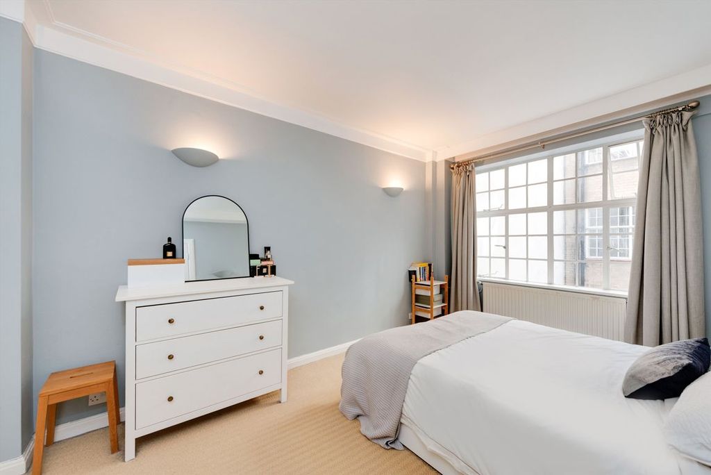 Property photo 3 of 5