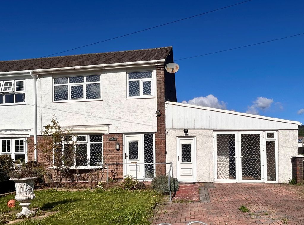 Property photo 1 of 15 4 Bed Semi-Detached House To Rent Aldergrove Close, Baglan Sa12